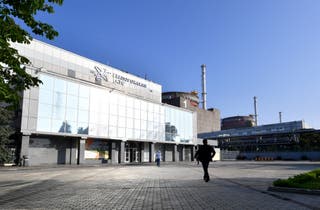 Uma vista da usina nuclear de Zaporizhzhia controlada pela Rússia, no sul da Ucrânia